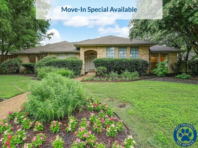 Building Photo - 3717 Atrium Dr