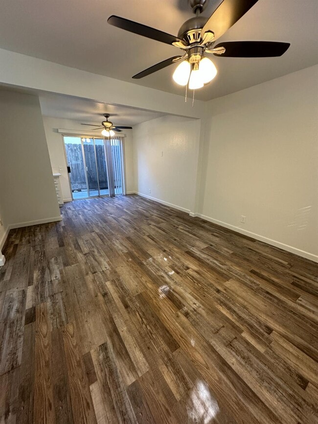 Photo - 1069 Cherry Ln