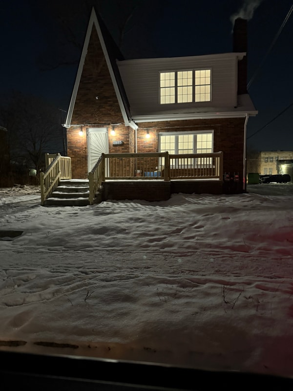 Building Photo - 15895 Kentucky St