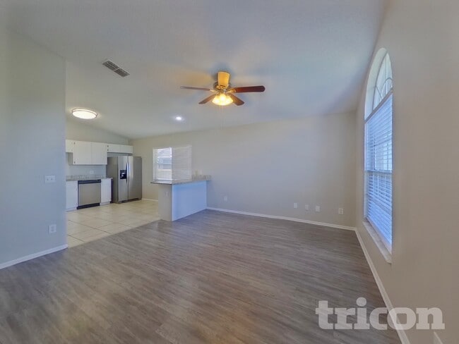 Photo - 1289 Cleveland Ave