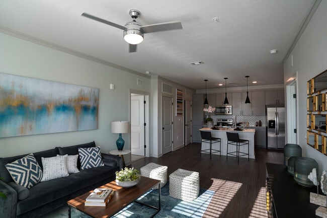 Photo - The Drift at the Forum