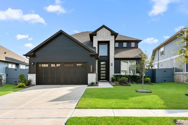 Building Photo - 32419 Fly Fish Wy