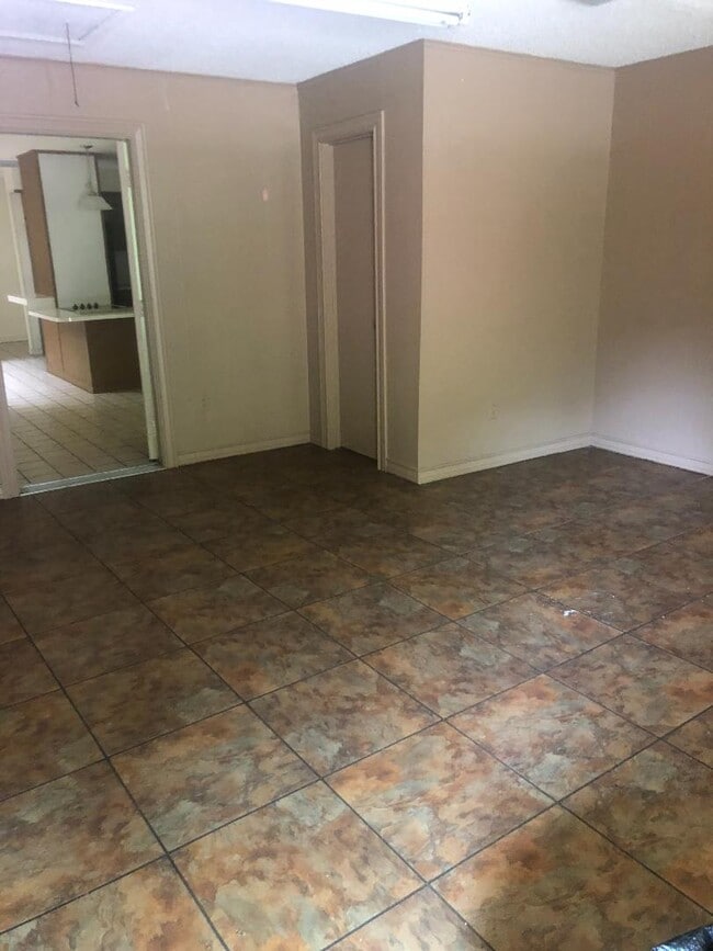 335 Access Rd