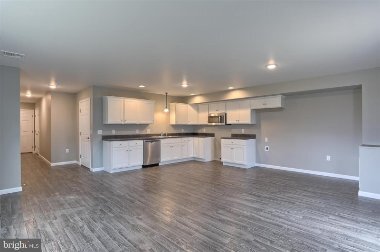 Photo - 18 Chloe Dr
