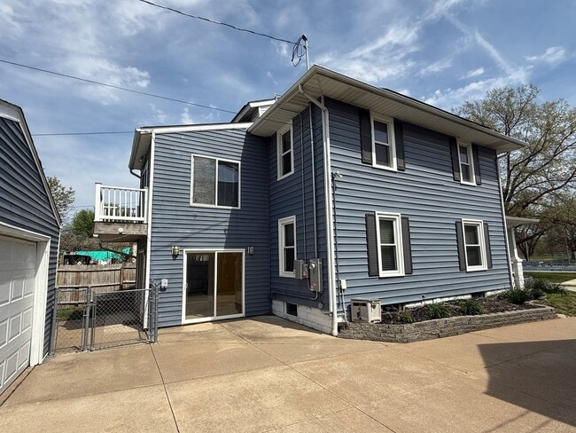 Photo - For Rent: Spacious 4-Bedroom Home in Moline, IL – $1,750/month