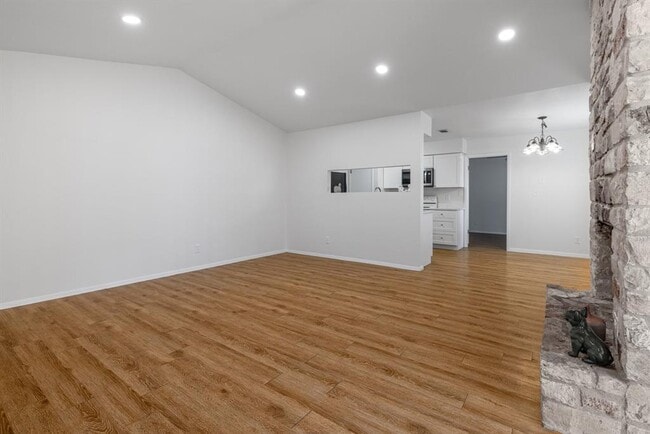 Photo - 12801 Copper Cliff Ave