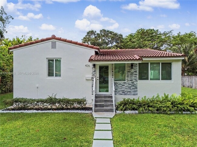 Photo - 436 Lark Ave