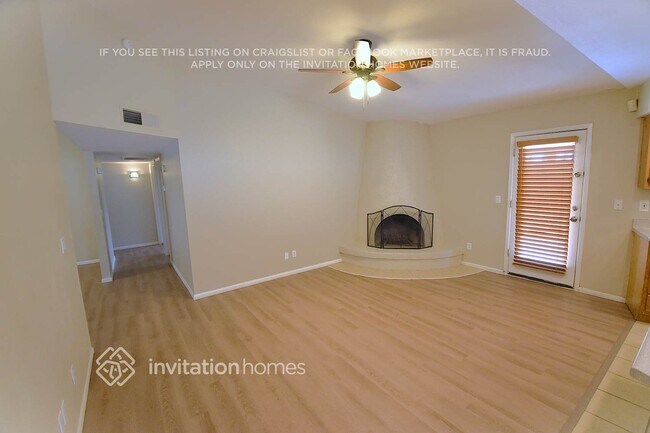 Photo - 11616 N 66th Dr