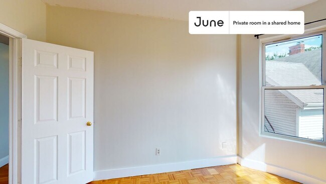 Photo - Room in Shared 4 bed/2 bath home Unit D