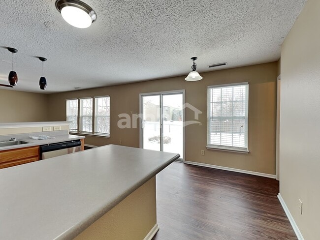 Photo - 5862 N Quincy Dr