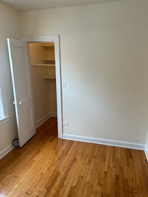 Photo - 4343 W Crystal St Unidad 2nd floor