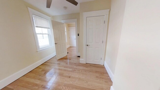 Photo - 219 Holland St Unit 1