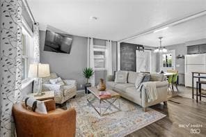 Photo - 110 SE 13th St