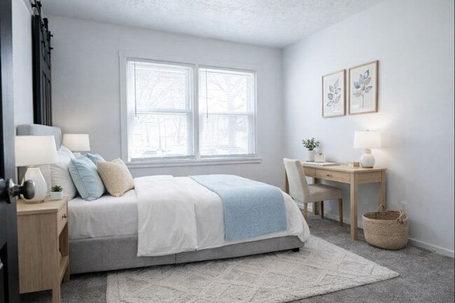 Photo - Spacious 3 Bedroom at Scenic Hills Homes - apply now and