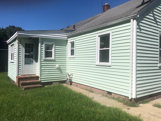 Photo - 3307 Chalfin Ave