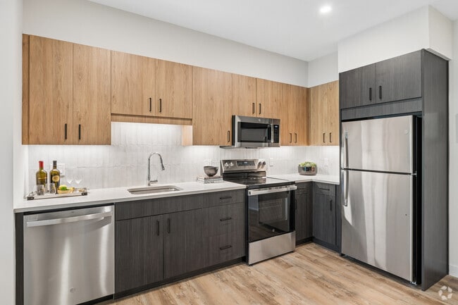 1BR, 1BA - 694SF - Kitchen