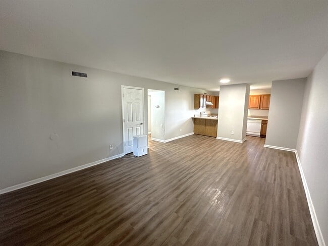 Photo - 448 Belmont Rd