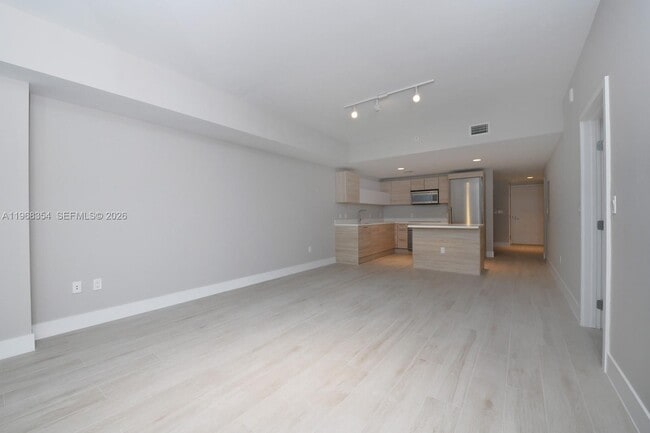 Photo - 16385 Biscayne Blvd Unidad 1219