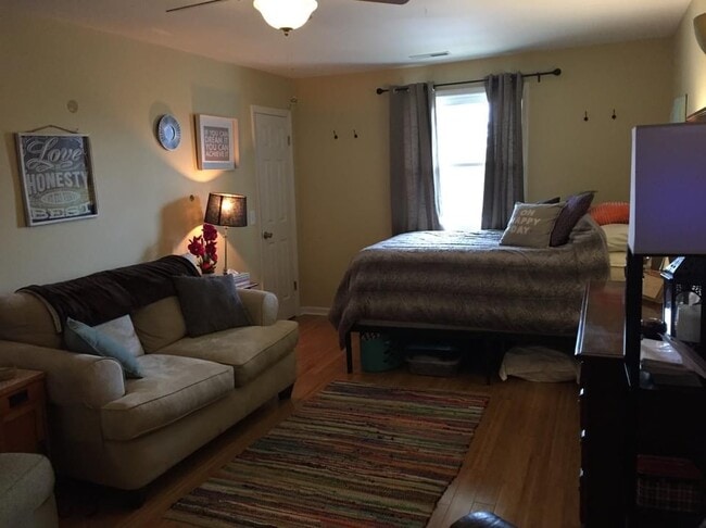 Photo - 3522 Wood Bridge Dr Unit A