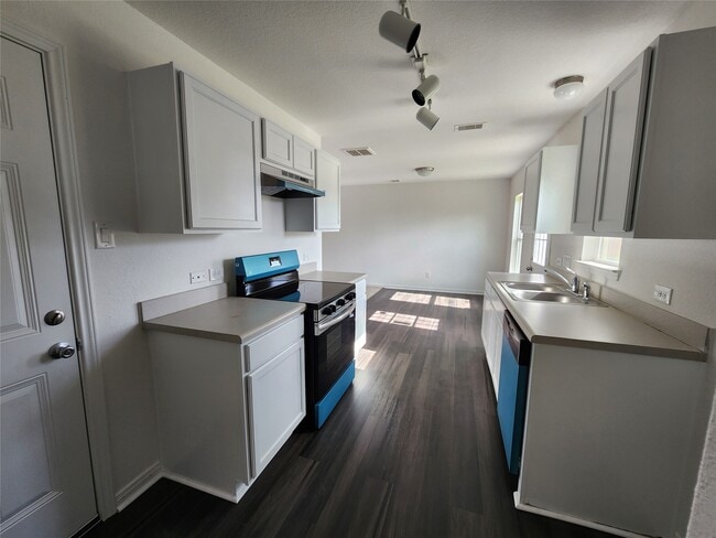 Photo - 207 Branch Cir