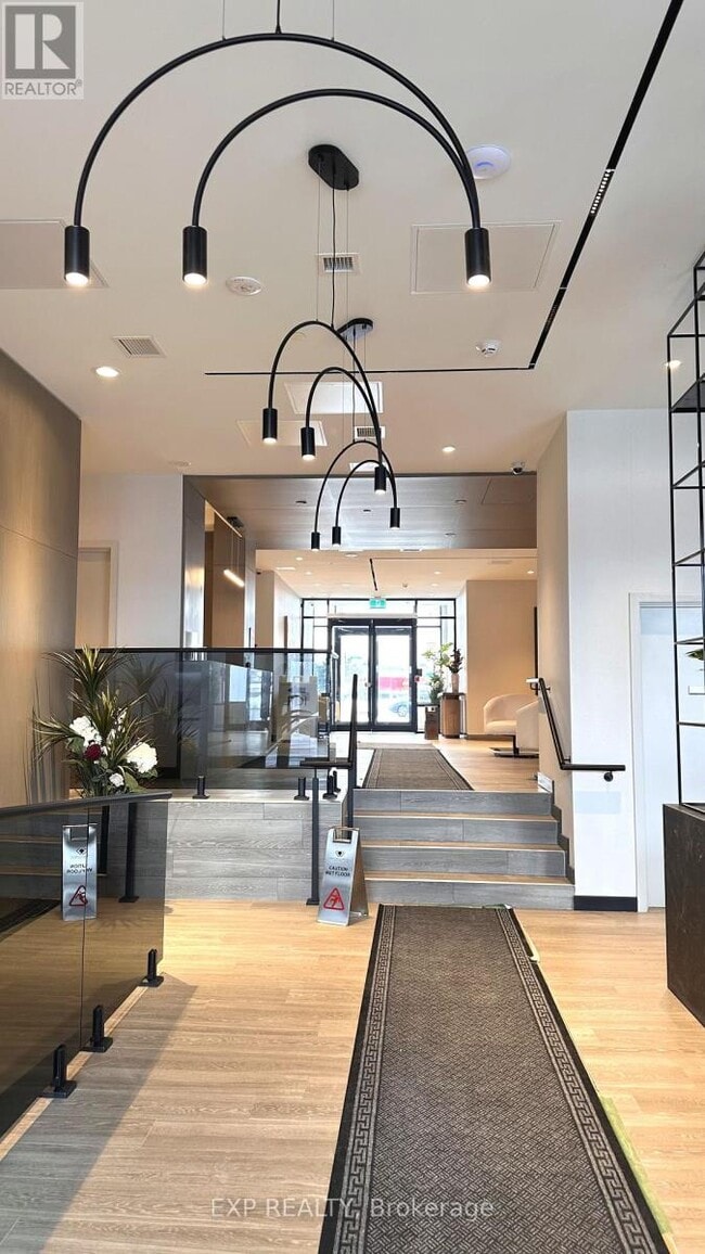 Photo - 8020 Derry Rd W Unité 1406