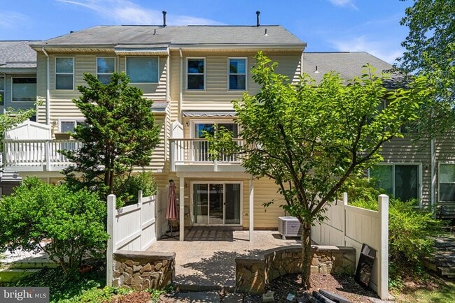 Building Photo - 12087 Edgemere Cir