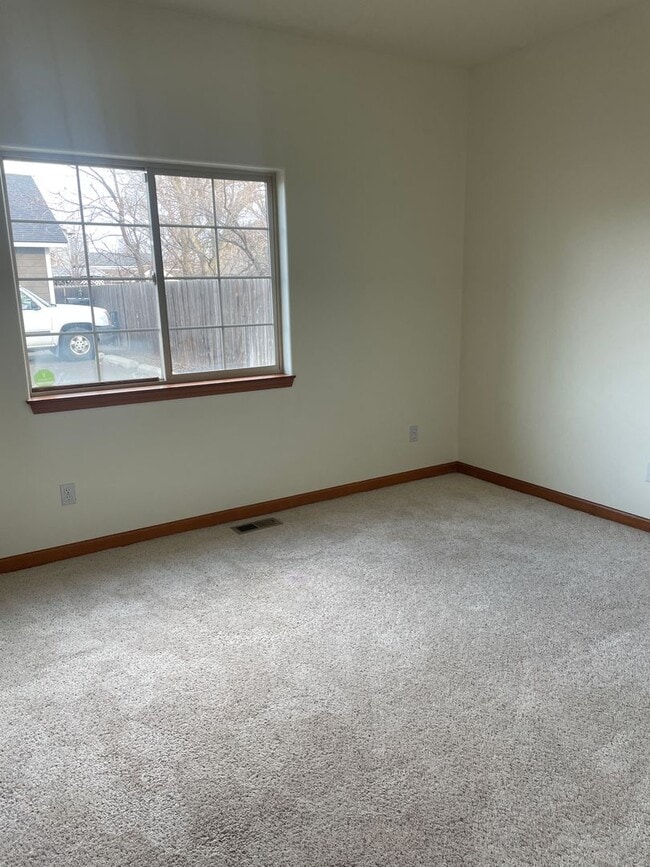 Photo - Spacious east side home