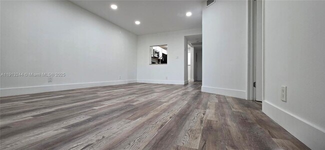 Photo - 9000 NW 28th Dr Condo Unit 1-102