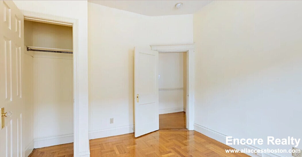 Photo - 32 Queensberry St Unidad 9