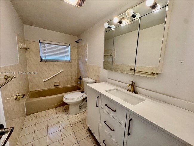 Photo - 719 Glenn Pkwy Unit 2
