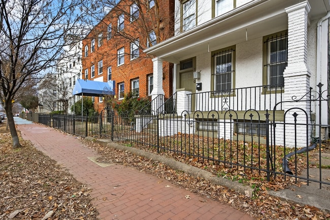 Photo - 1320 K St SE