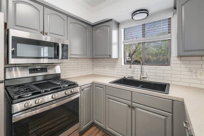 Photo - 204 Northwest Dr Unidad F