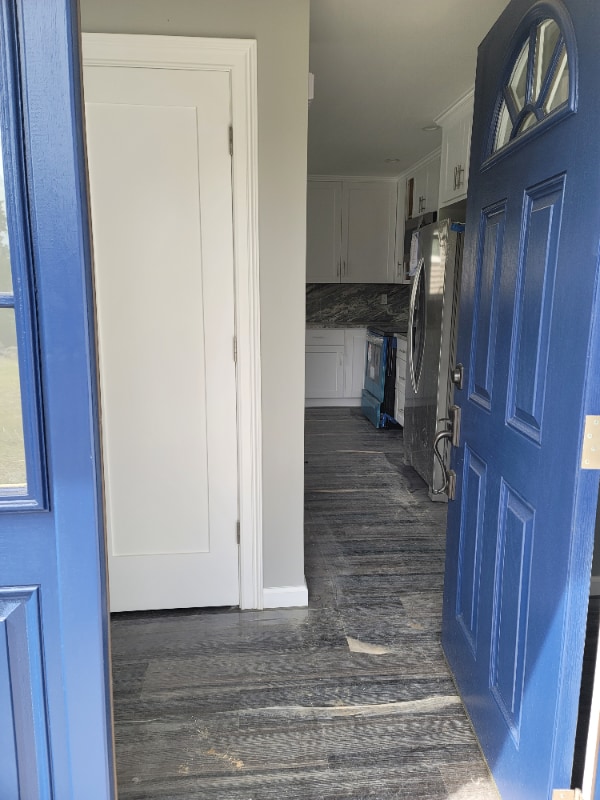 Photo - 225 Lakeside Ave