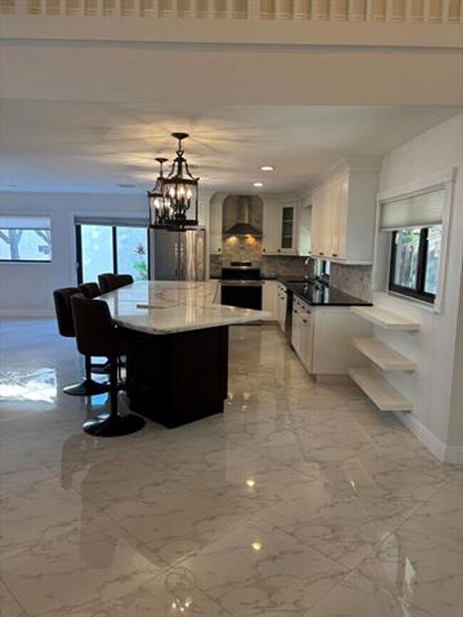 Photo - 2199 Charleston