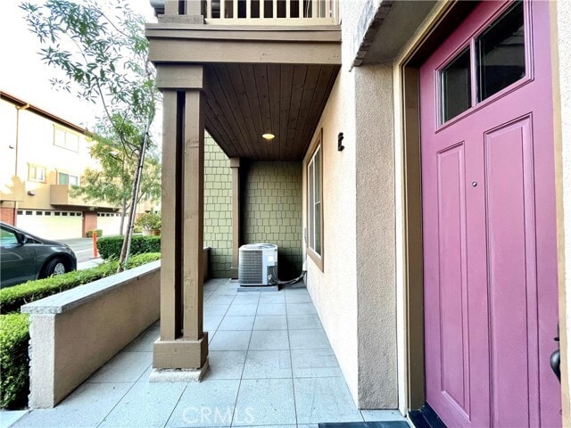 Building Photo - 709 N Azusa Ave Unit E Rental