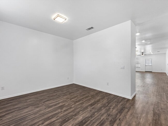 Photo - 2627 Summer Ln