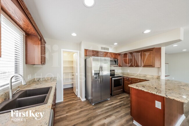 Photo - 7668 W Flynn Ln