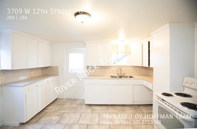 Photo - 3709 W 12th St Unidad B
