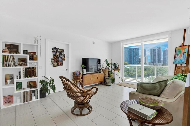 Photo - 4250 Biscayne Blvd Condominio Unidad 817