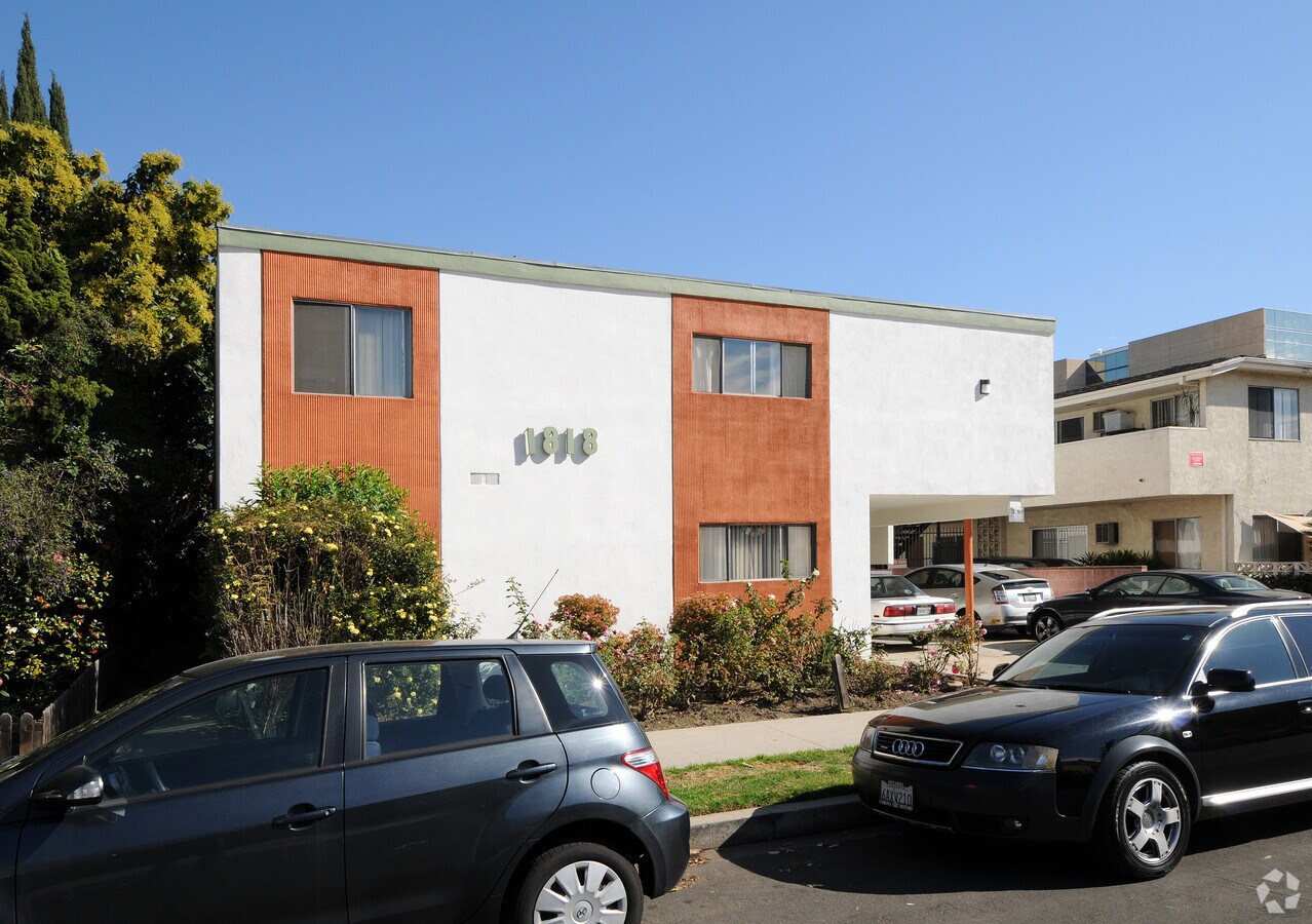 Photo - 1816-1818 Corinth Ave