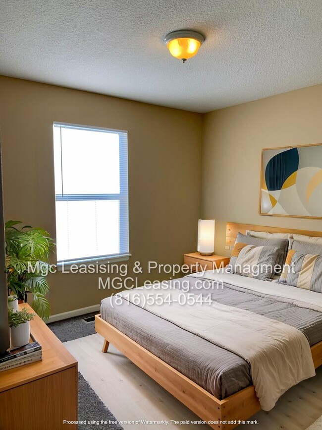 Photo - 814 NE Westwind Ln