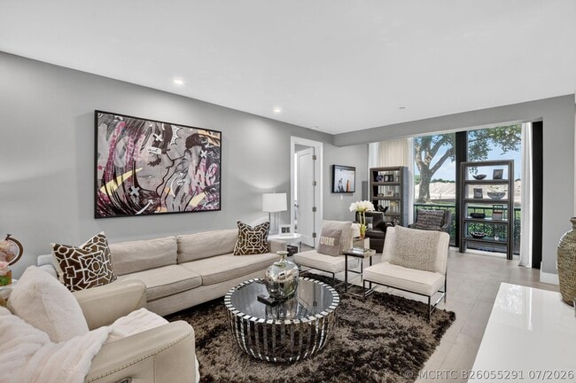 Building Photo - 7847 Lakeside Blvd Unit 1015