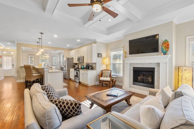 Building Photo - 22 Fullerwood Dr Unit ID1281988P Rental