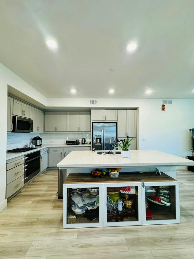 Photo - 5750 Greige Cir