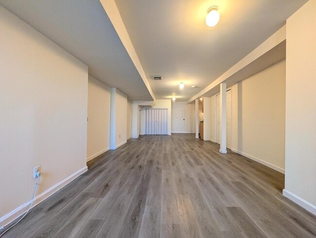 Photo - 246 Whiton St