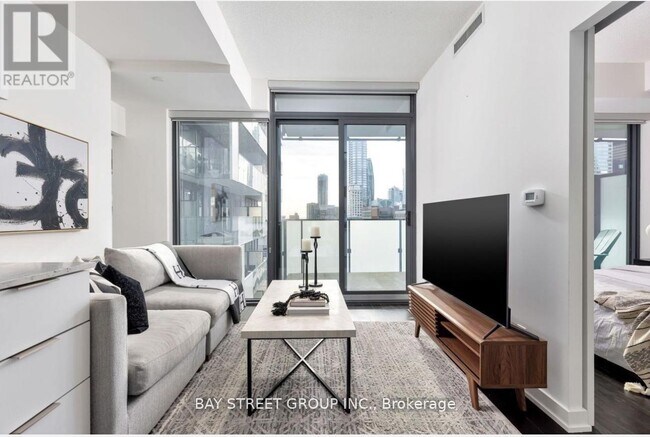 Photo - 25 Richmond St E Unit 2208