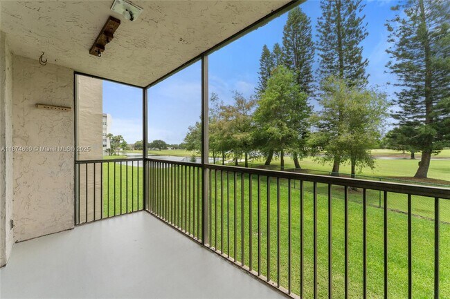 Photo - 3150 W Rolling Hills Cir Unit 209