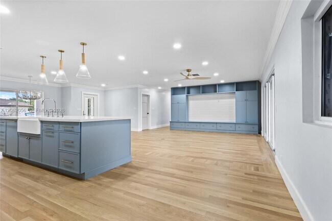 Photo - 6000 SW 17th St