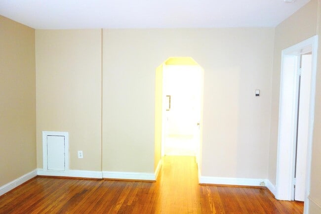 Photo - 8409 Greenwood Ave Unidad 1