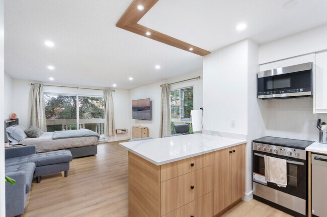 Photo - 1545 E 2nd Ave Unit ID1351279P